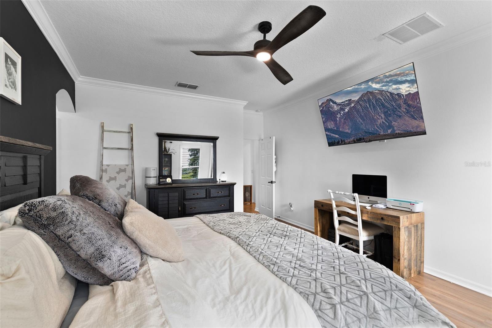 720 BAREFOOT BAY LOOP
