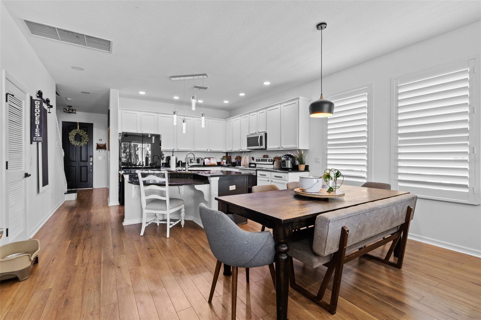 720 BAREFOOT BAY LOOP