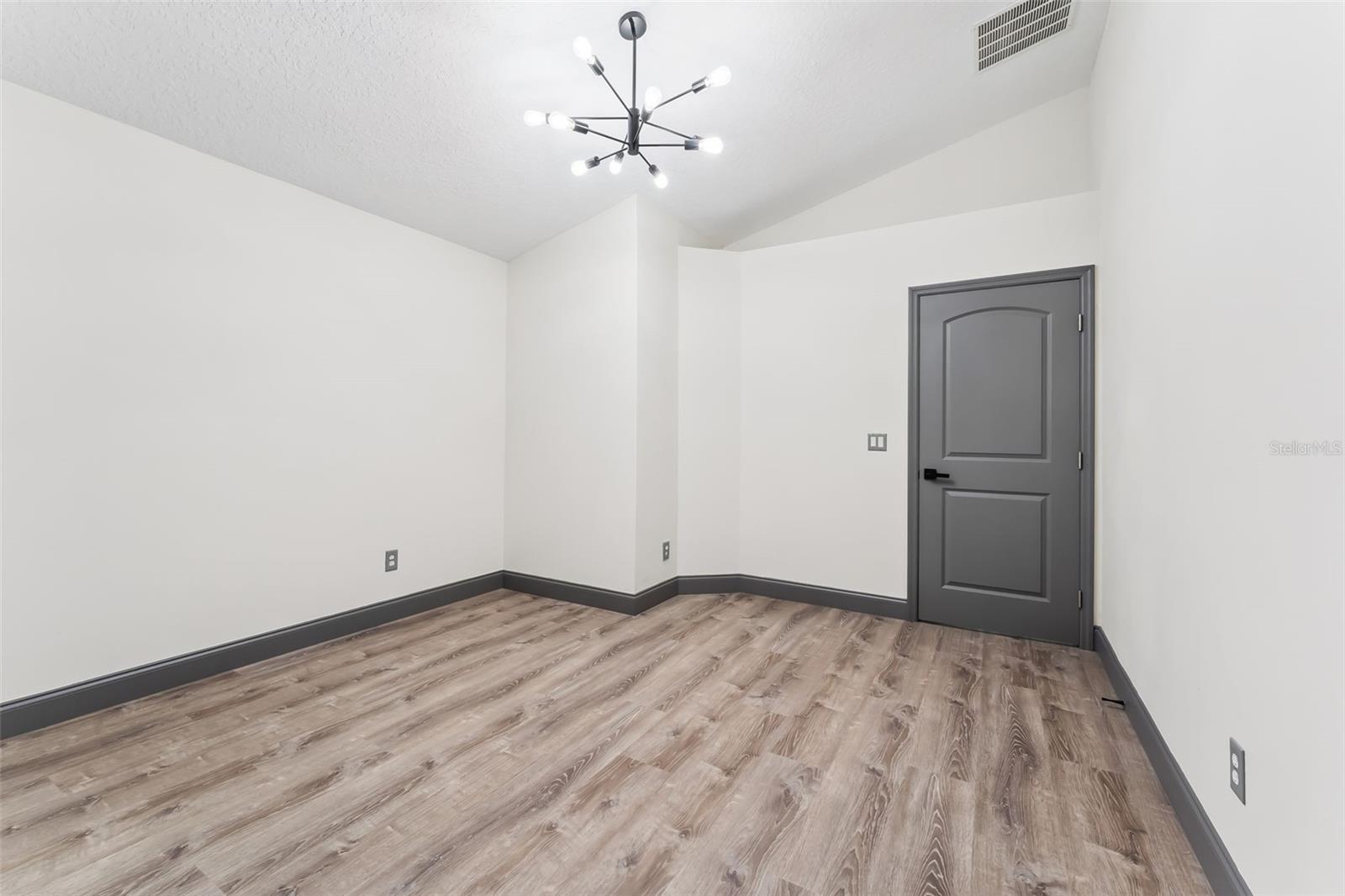 3607 BREEDERS CUP CT