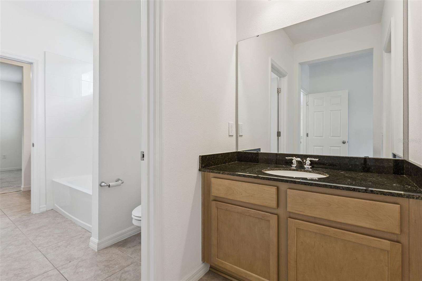 10037 AUSTRINA OAK LOOP