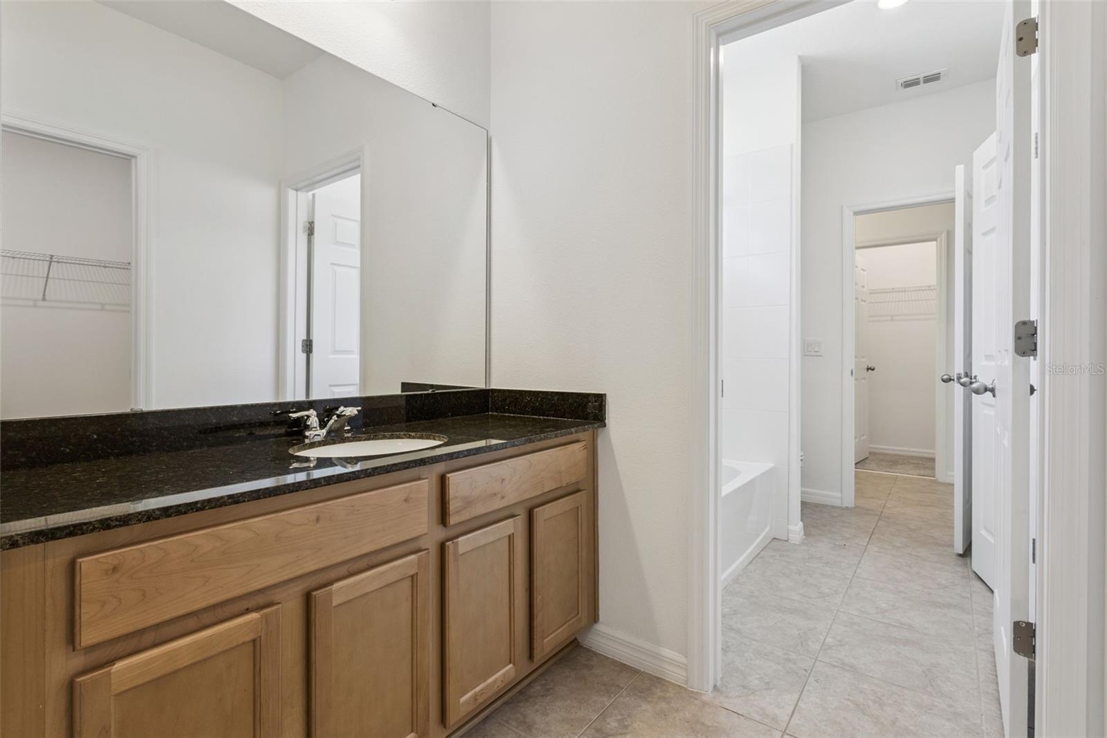 10037 AUSTRINA OAK LOOP
