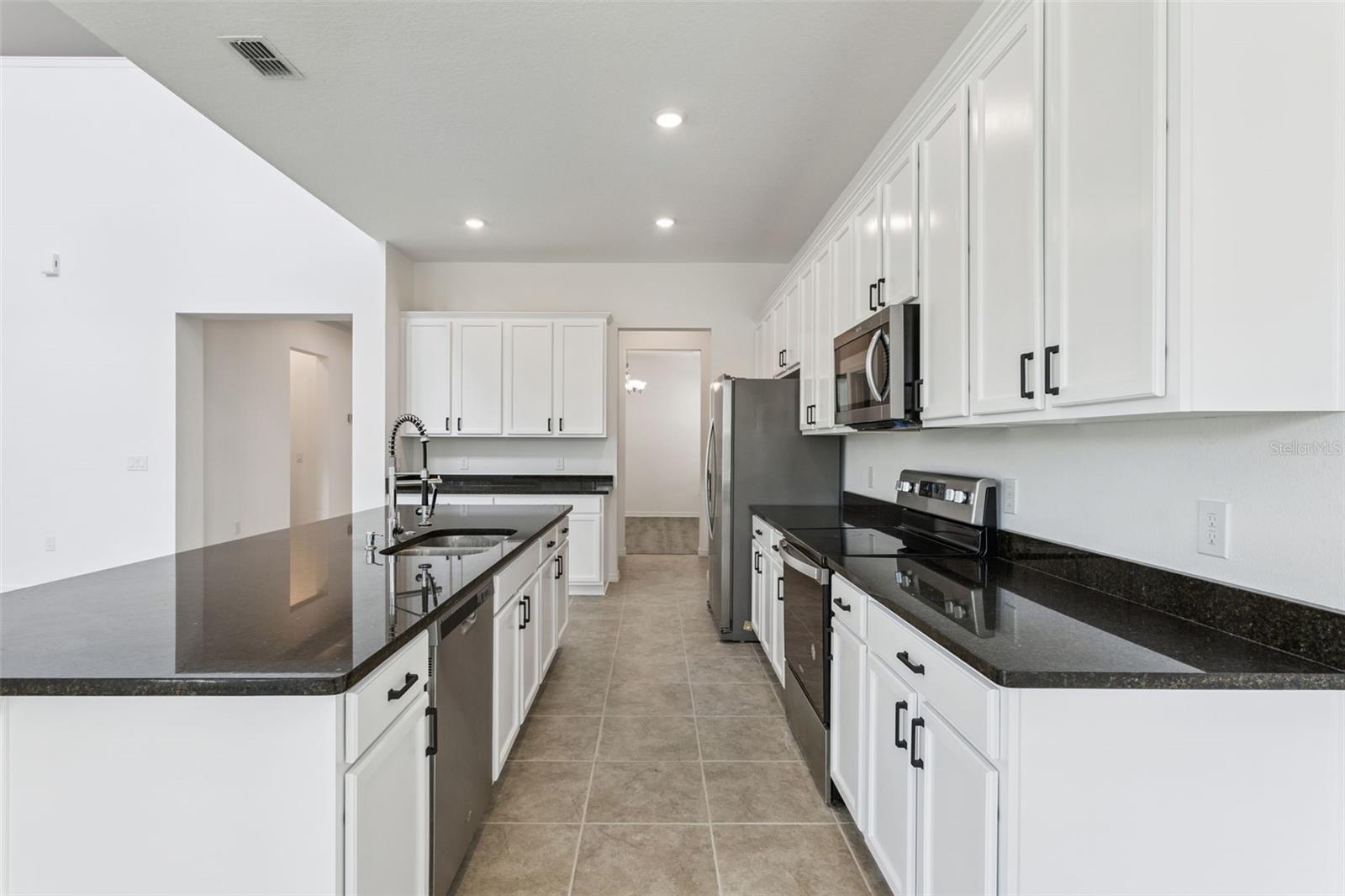 10037 AUSTRINA OAK LOOP