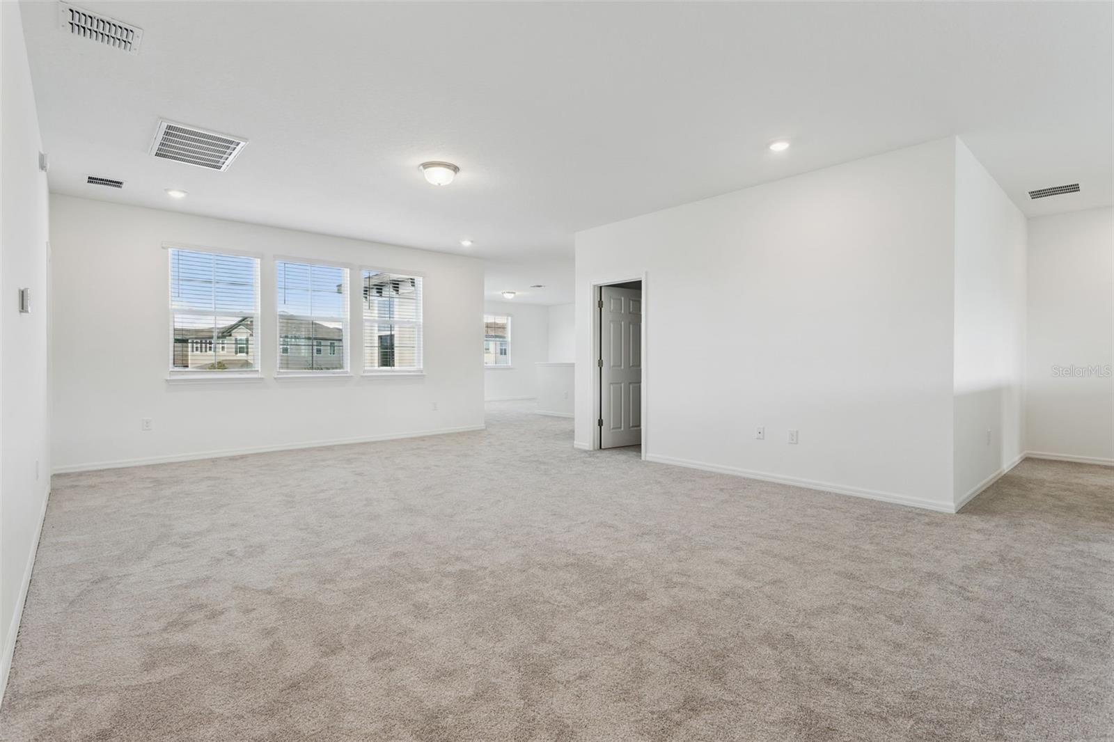 10037 AUSTRINA OAK LOOP