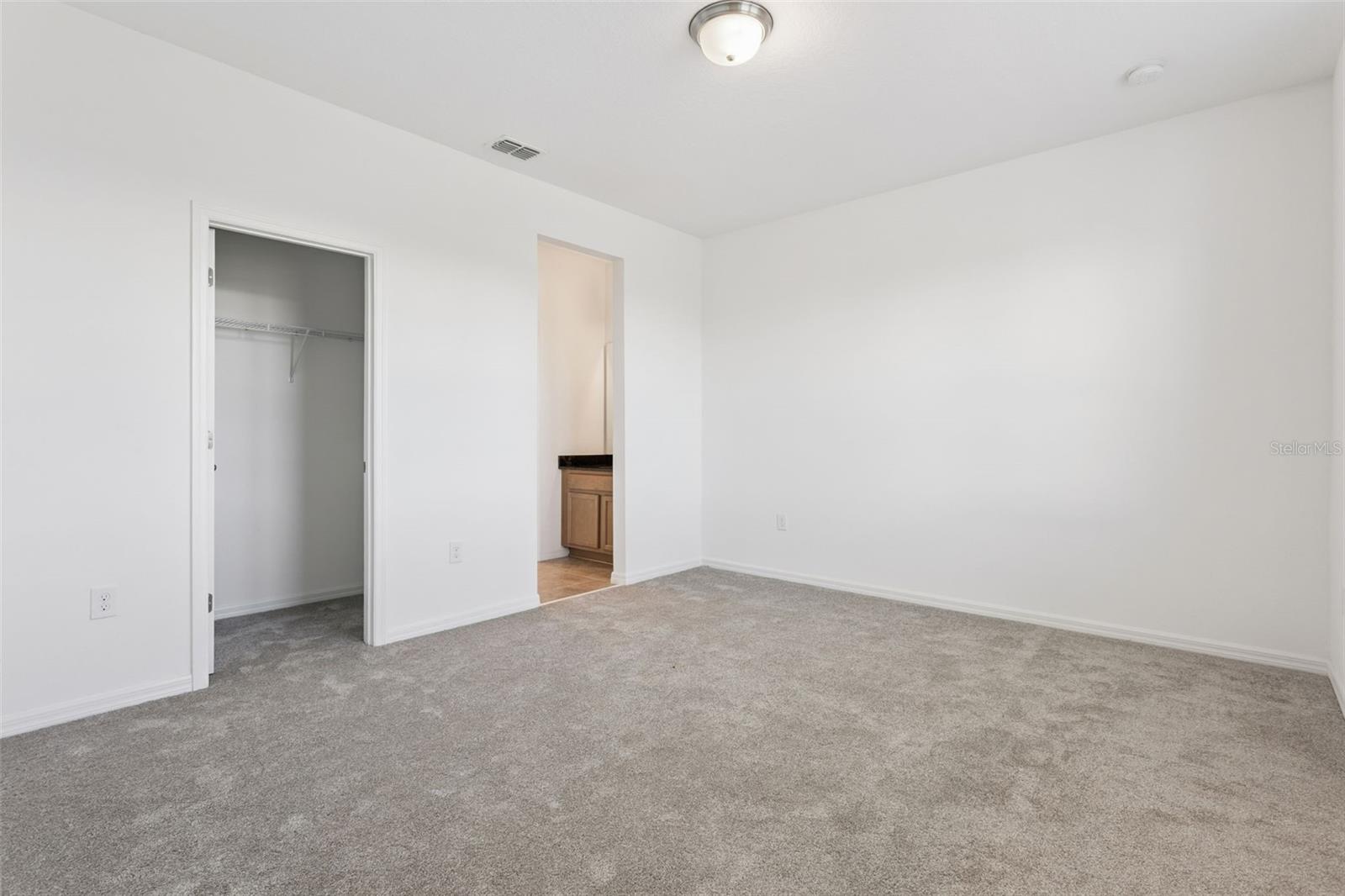 10037 AUSTRINA OAK LOOP