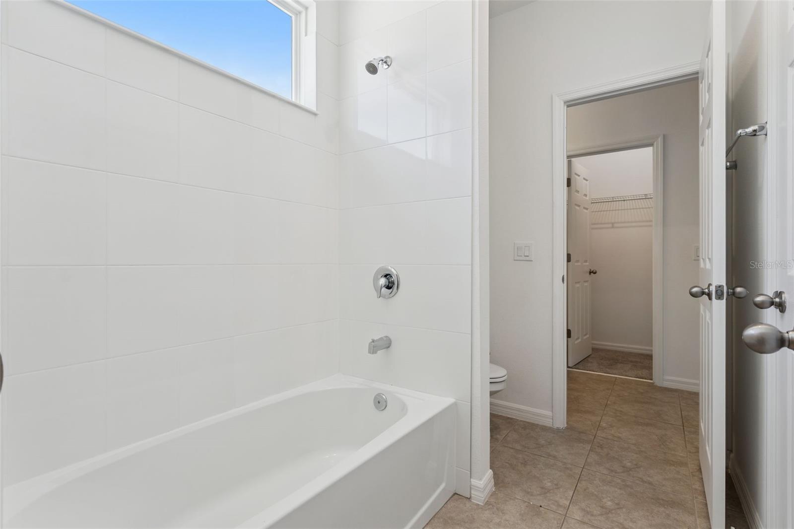 10037 AUSTRINA OAK LOOP