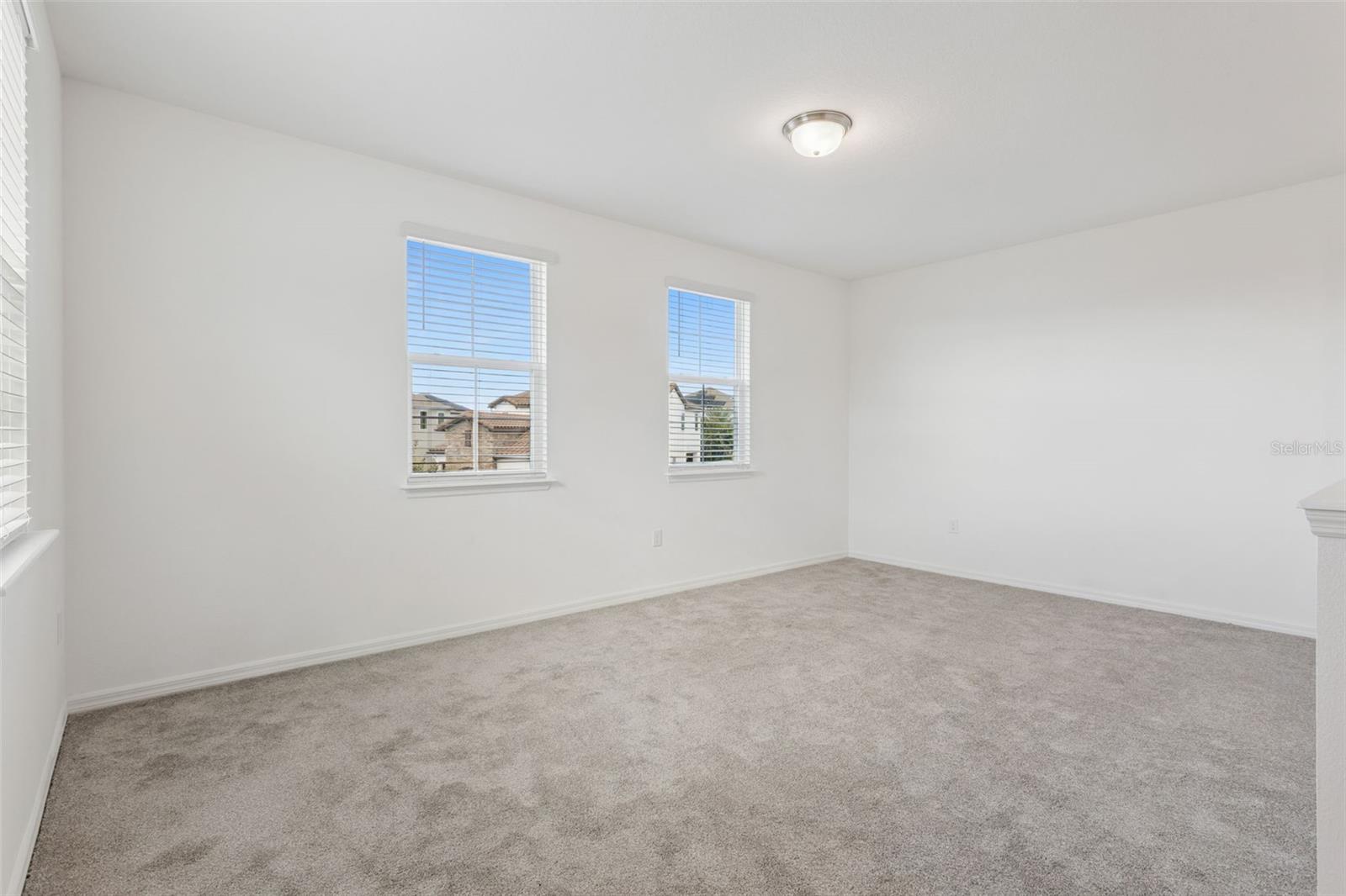 10037 AUSTRINA OAK LOOP