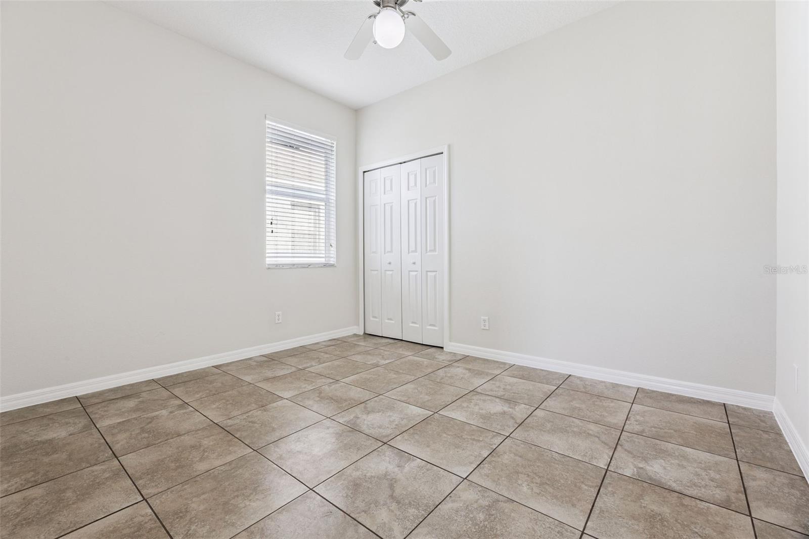 2332 BLACK LAKE BLVD