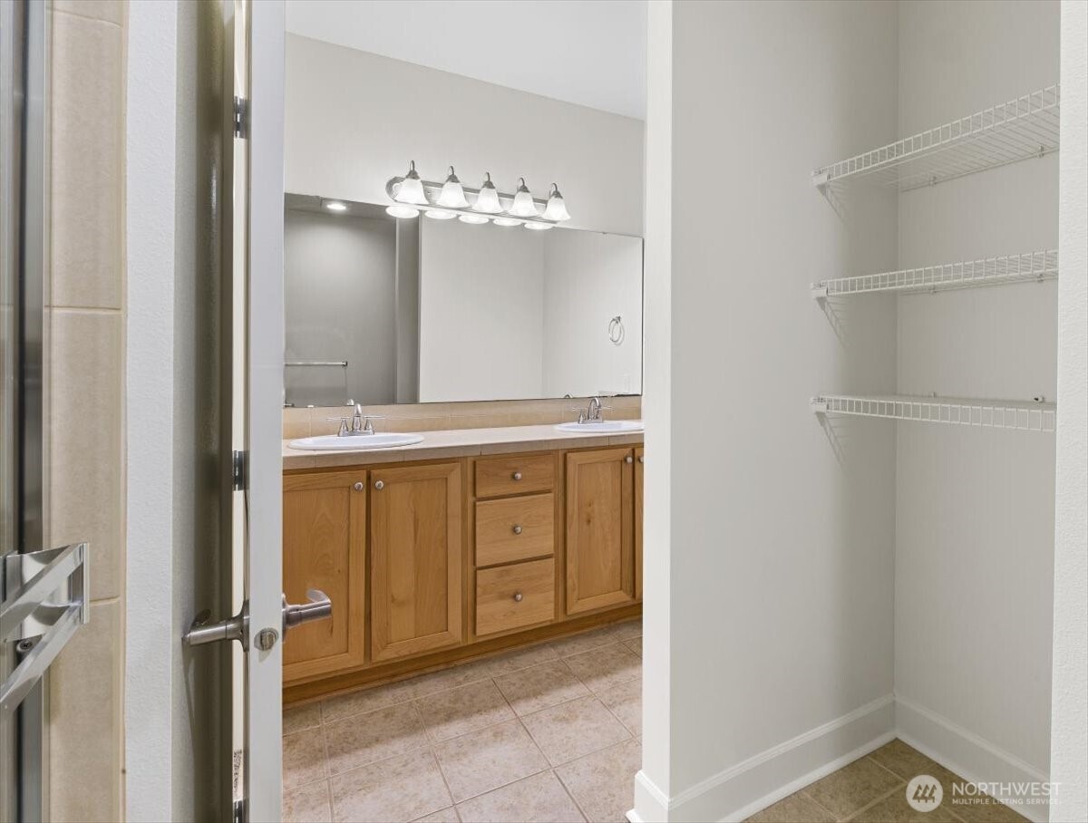 19102 20th Drive SE Unit: B206