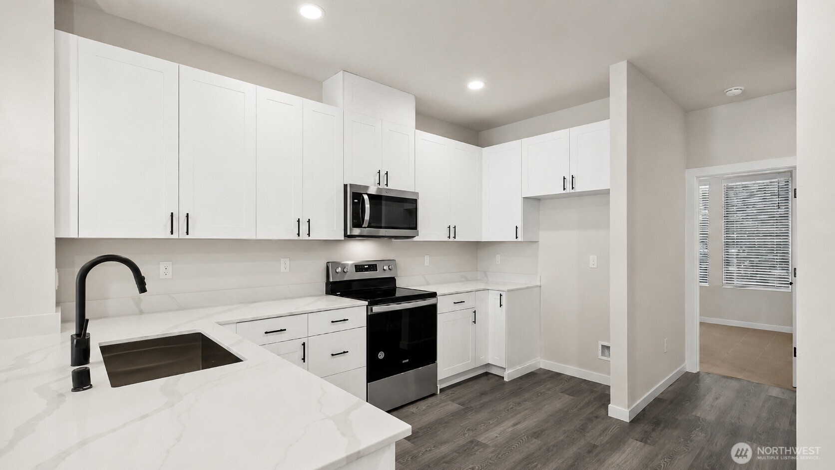 16124 Cascadian Wy Unit: B4