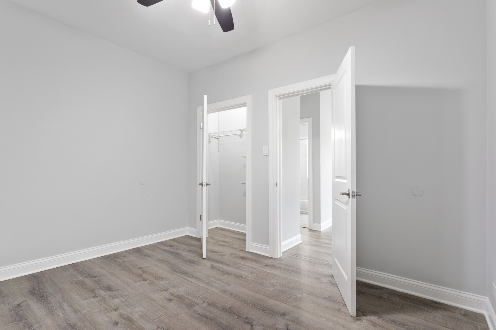 1724 W JUNEWAY Terrace Unit: 2A