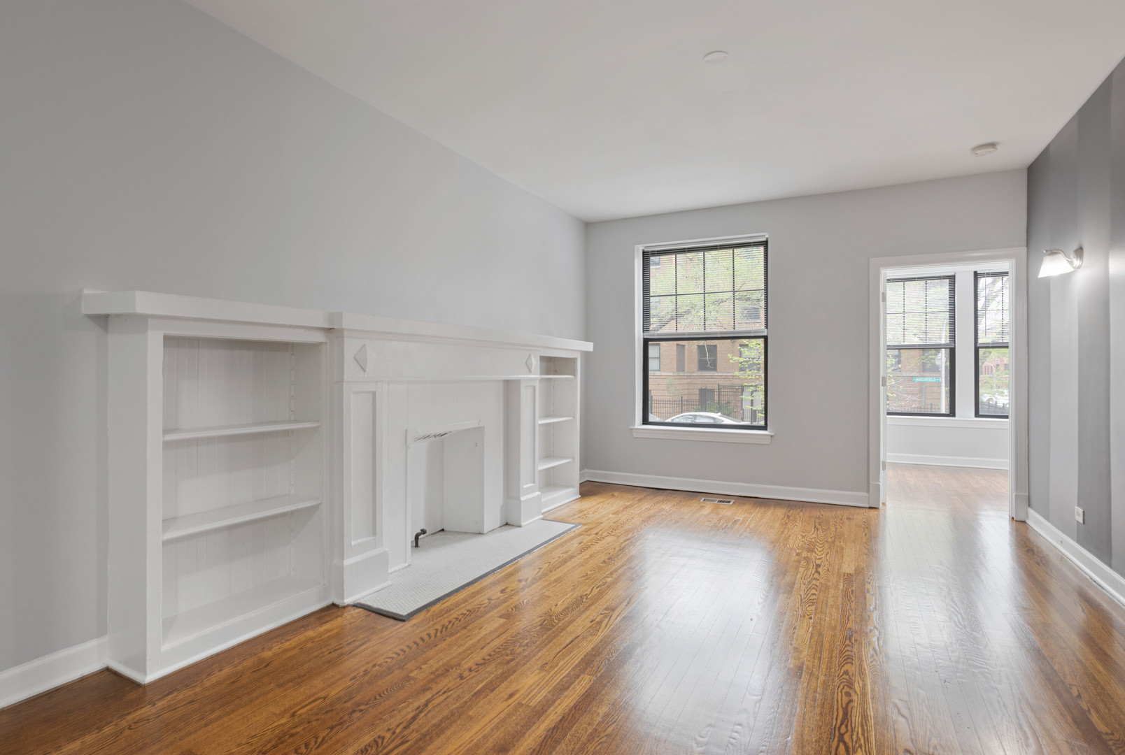 7700 N Marshfield Avenue Unit: 2