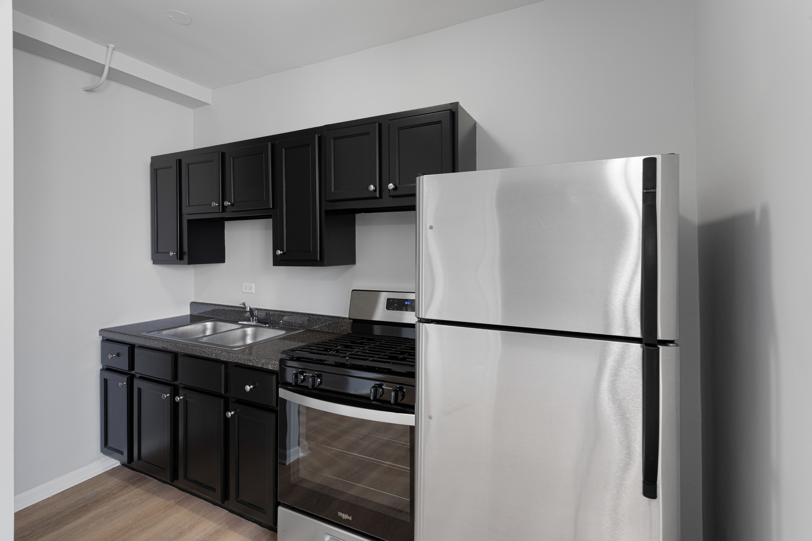 5860 N Kenmore Avenue Unit: 510