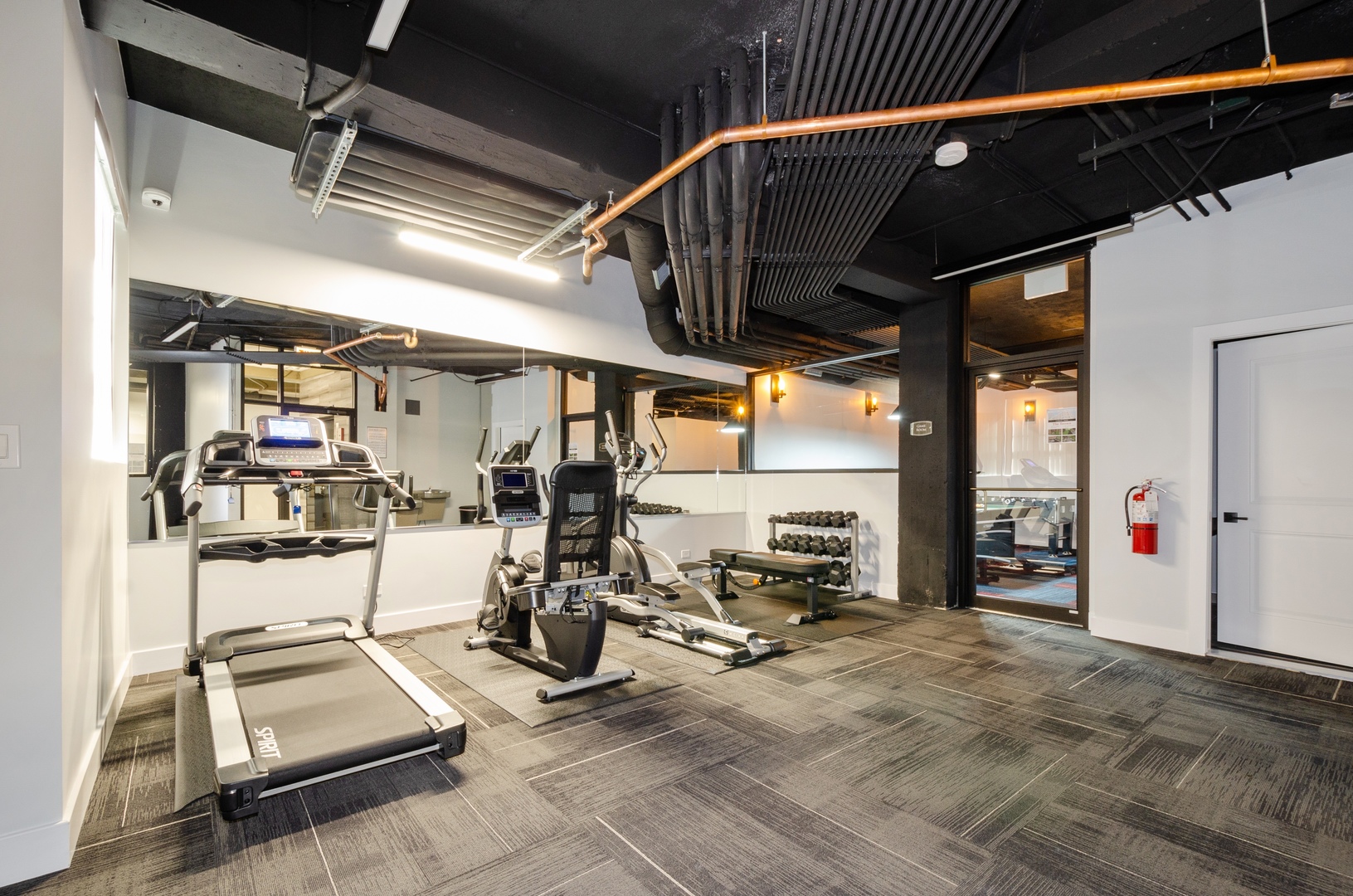 7645 N SHERIDAN Road Unit: 413