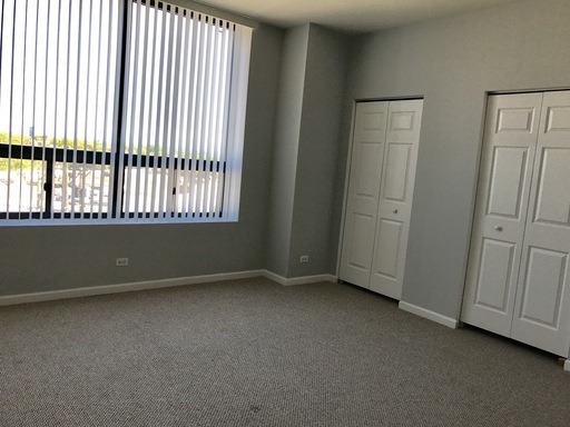 2451 W Howard Street Unit: 204