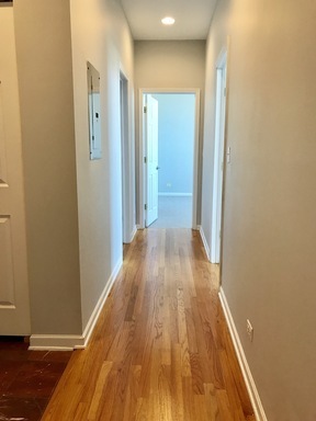 2451 W Howard Street Unit: 204