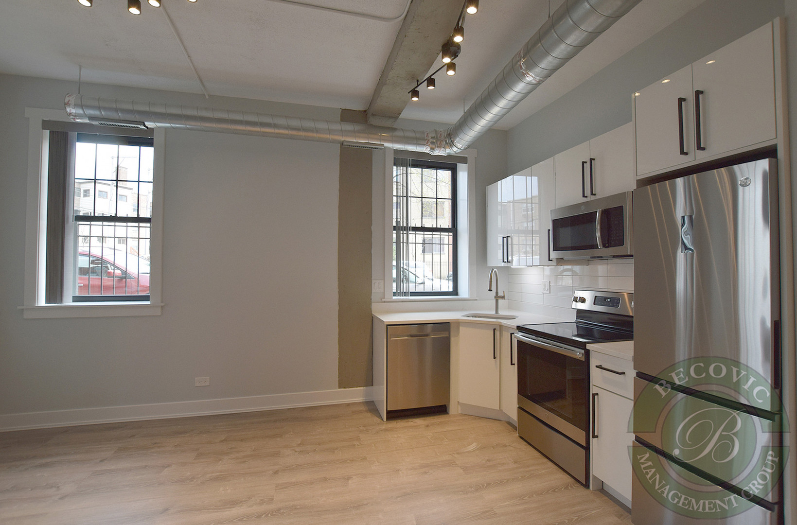 7645 N SHERIDAN Road Unit: 112