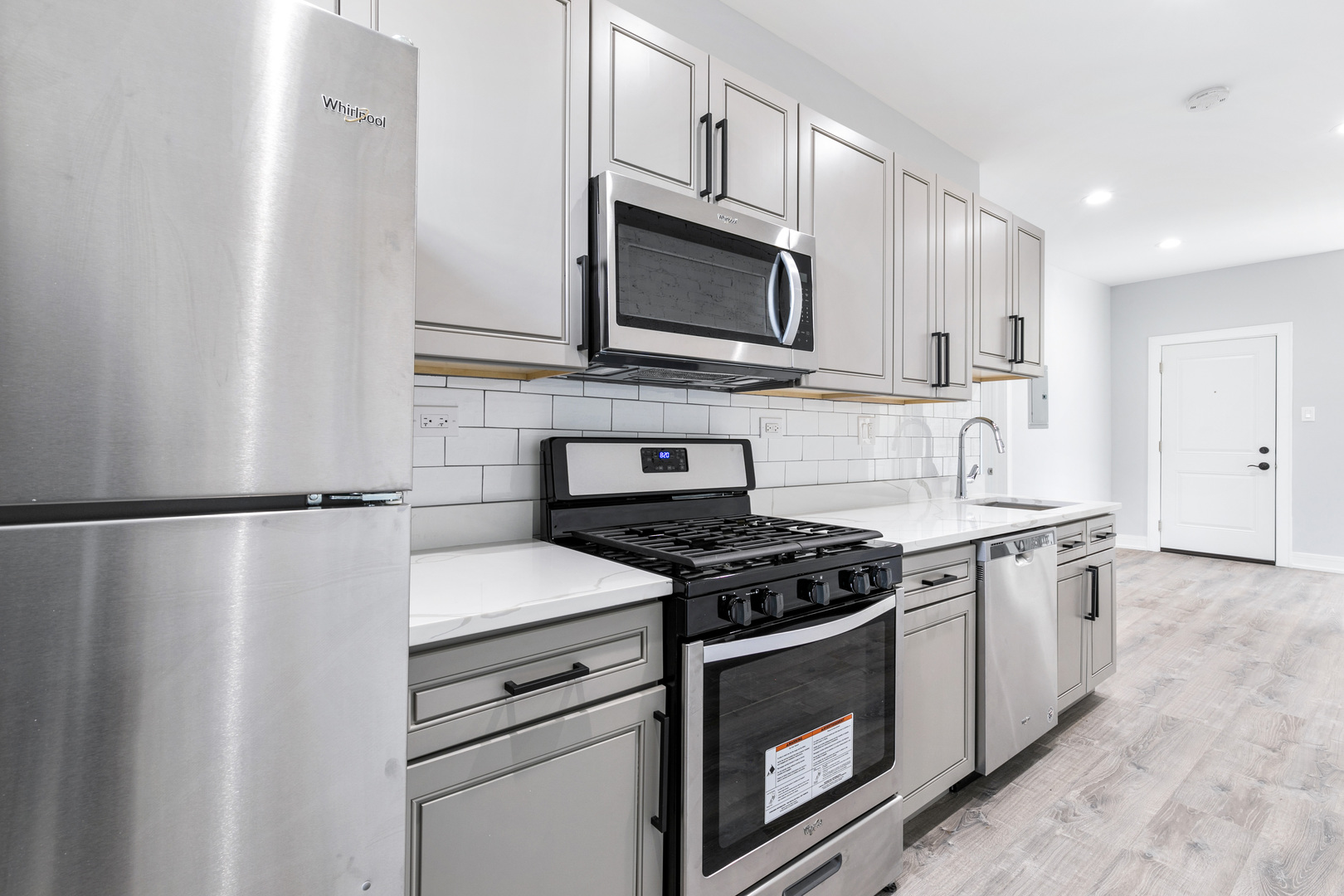 6954 N Wolcott Avenue Unit: 1