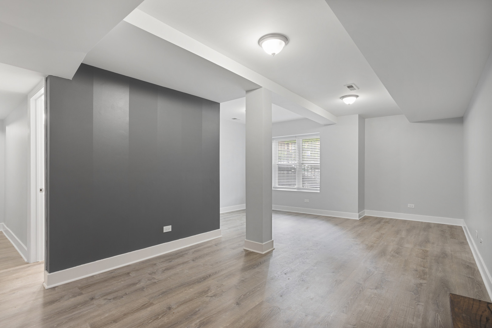 7326 N Damen Avenue Unit: G