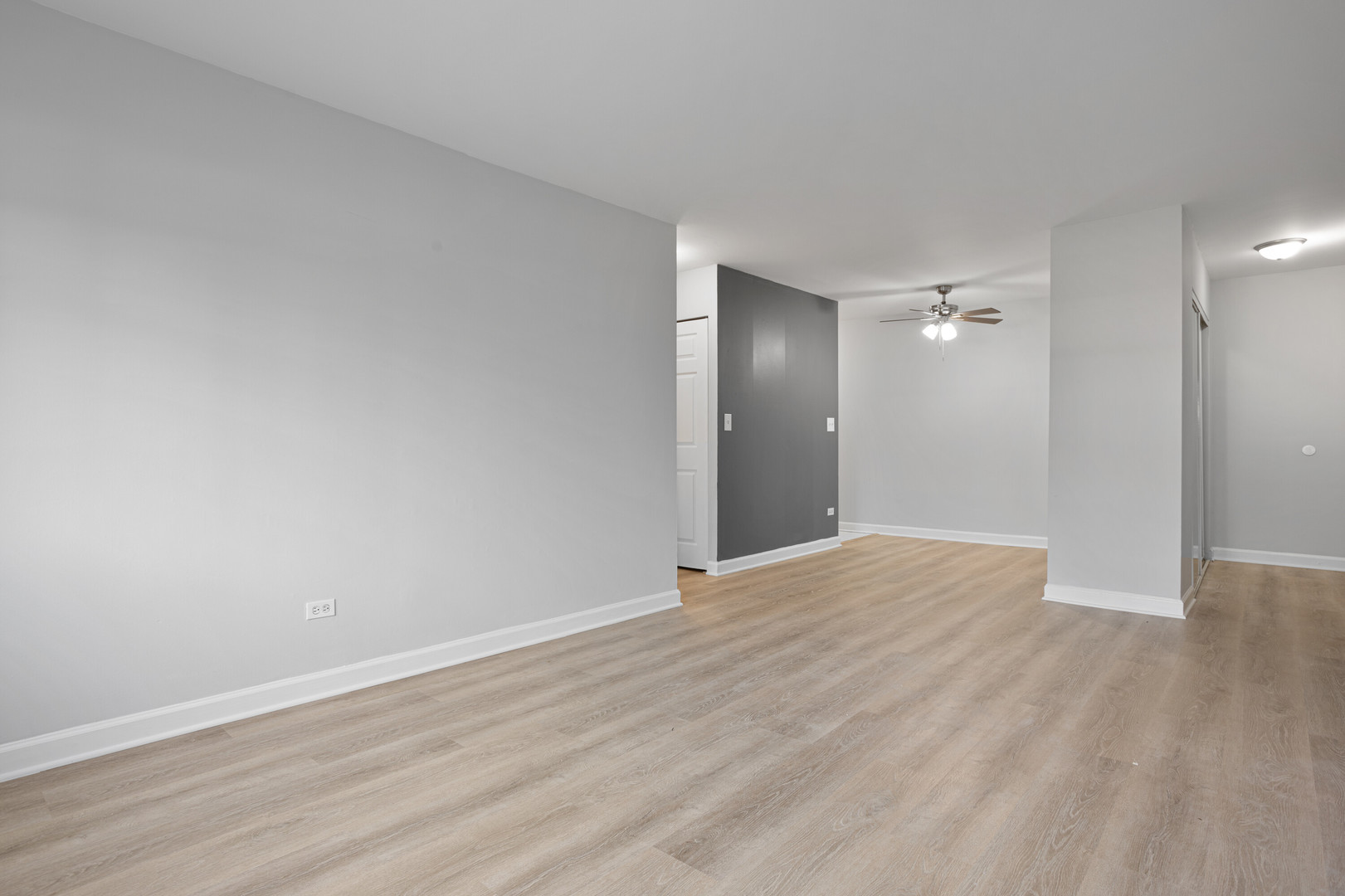 6758 N Sheridan Avenue Unit: 240