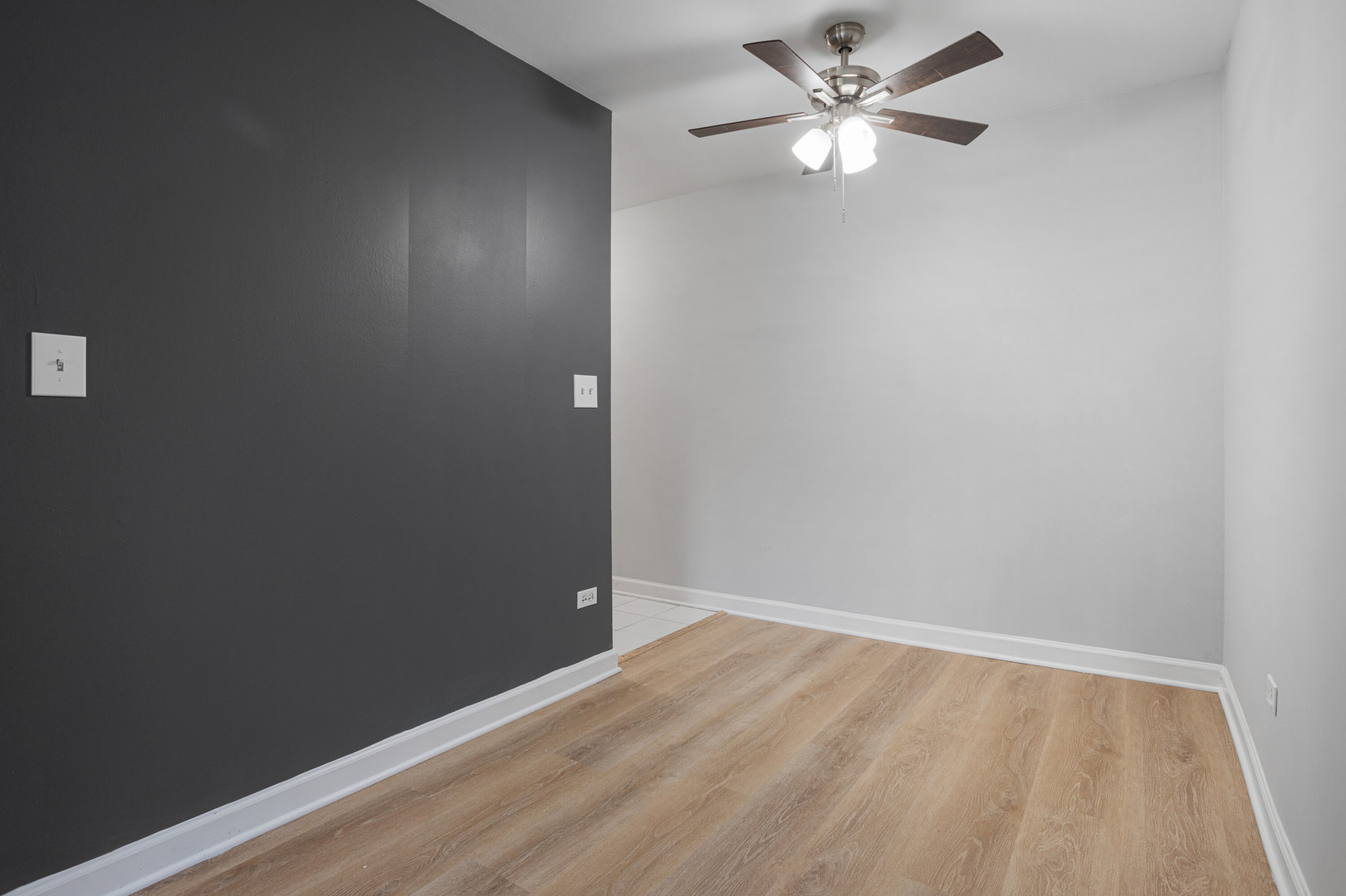 6758 N Sheridan Avenue Unit: 240