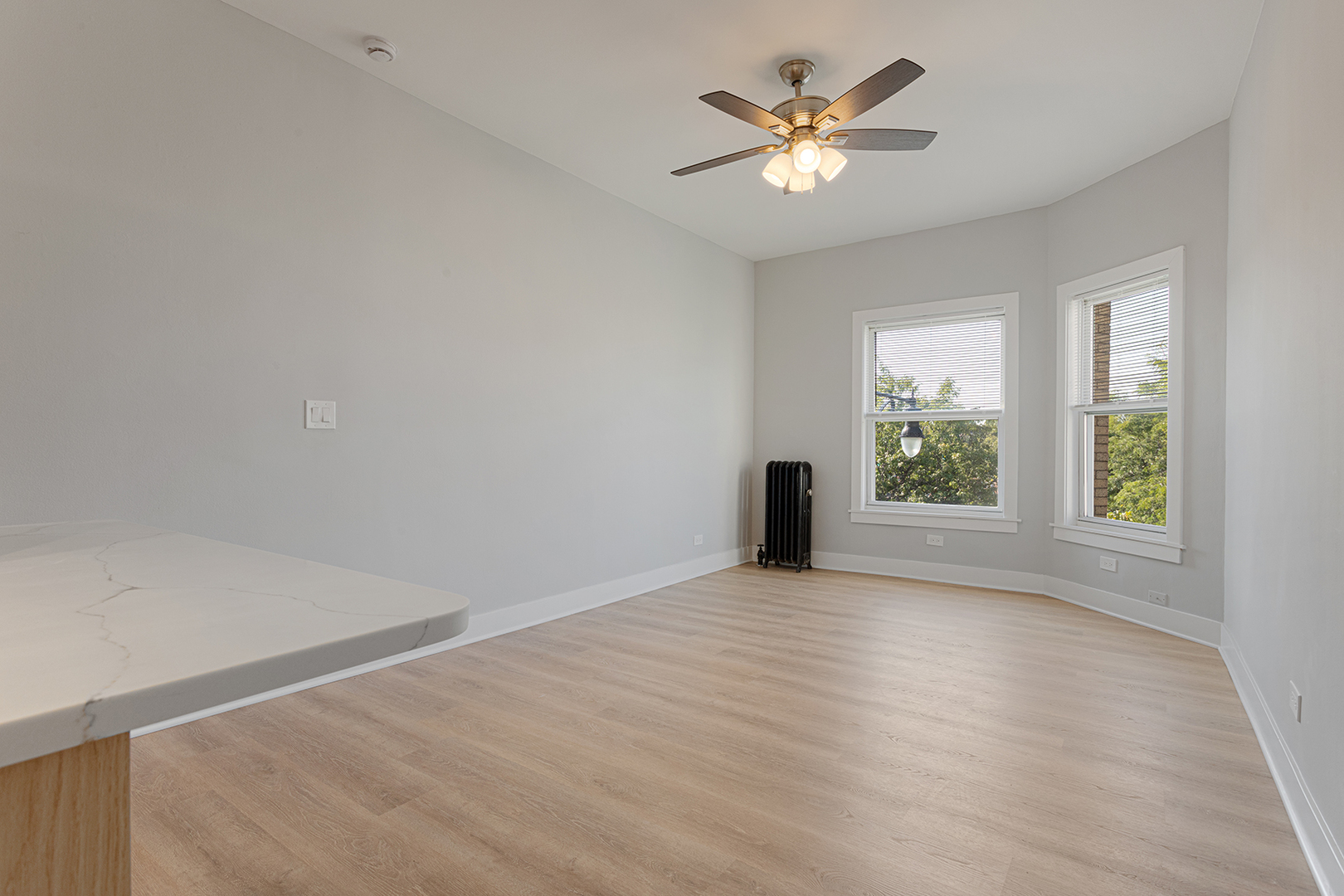 7600 N Sheridan Road Unit: 305