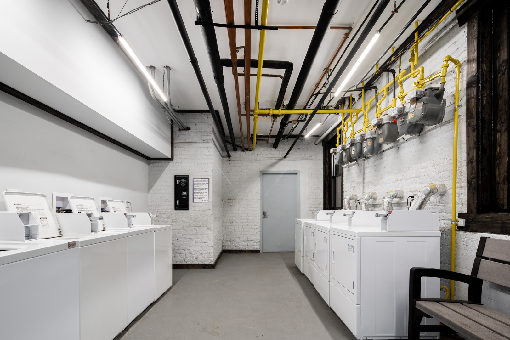 1060 W Glenlake Avenue Unit: 1