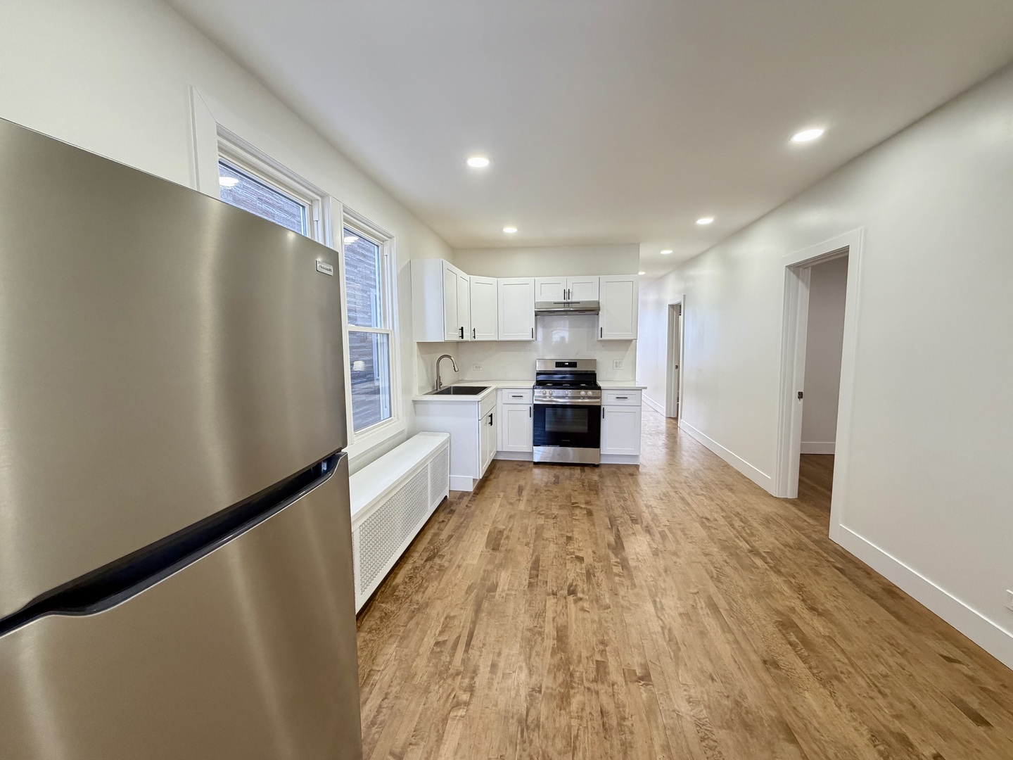 4351 S Maplewood Avenue Unit: 1