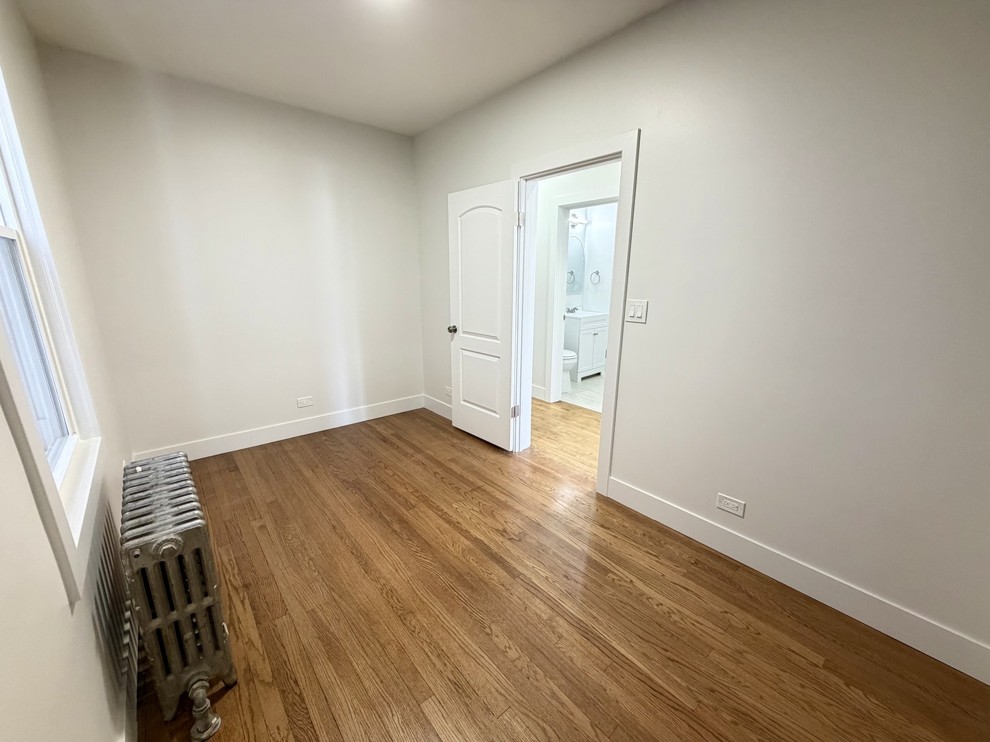 4351 S Maplewood Avenue Unit: 1