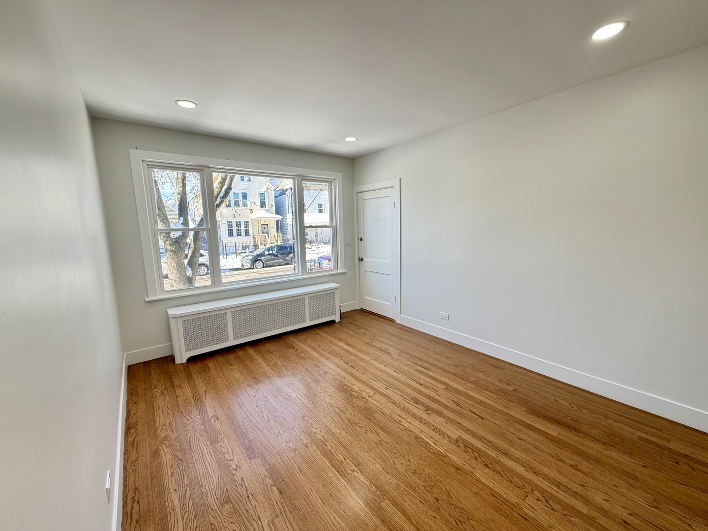 4351 S Maplewood Avenue Unit: 1