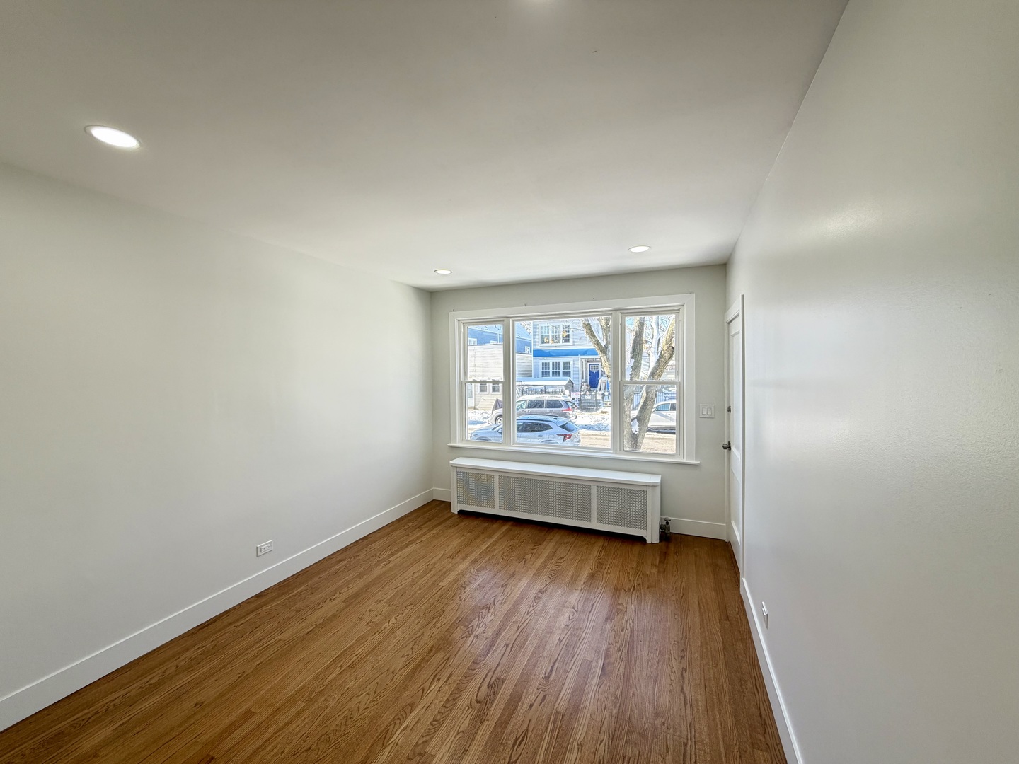 4351 S Maplewood Avenue Unit: 1