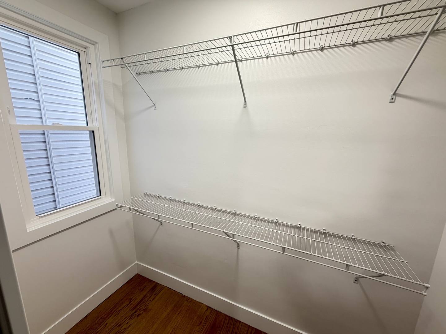 4351 S Maplewood Avenue Unit: 1