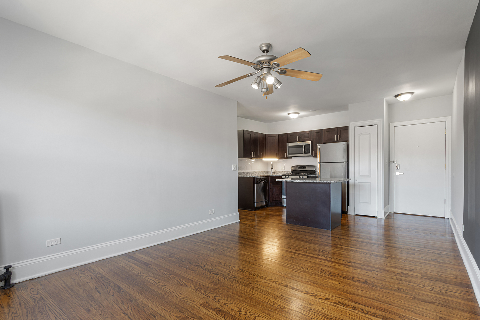 1609 W Juneway Terrace Unit: 2C