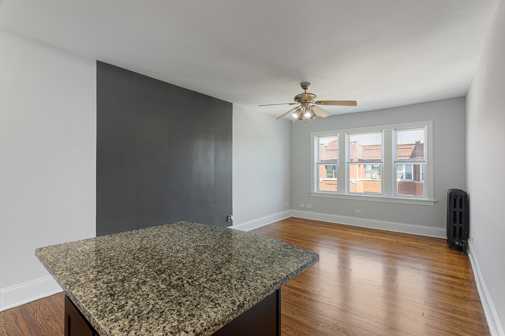 1609 W Juneway Terrace Unit: 2C