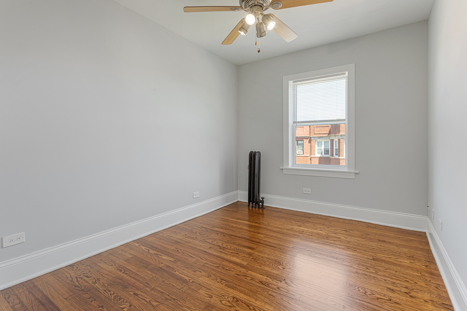 1609 W Juneway Terrace Unit: 2C