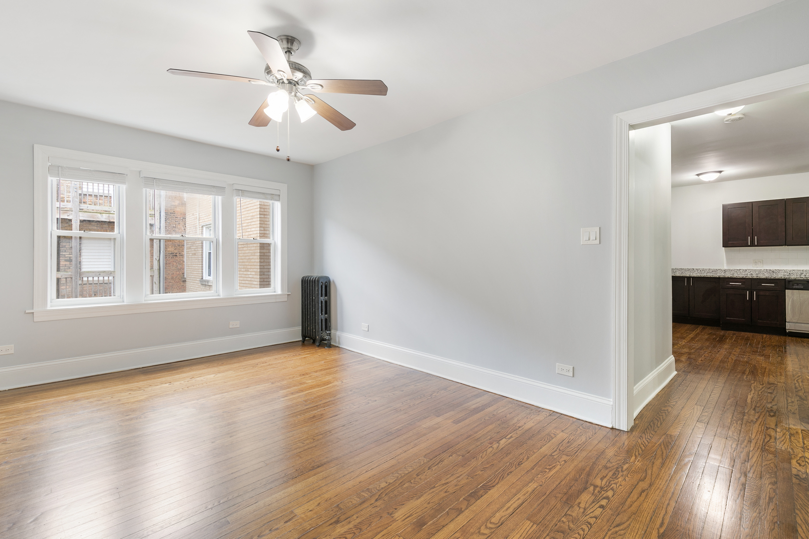 1611 W Juneway Terrace Unit: 2F