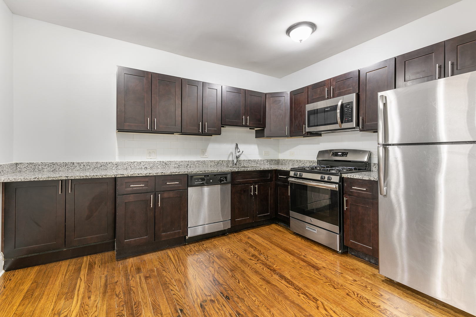 1611 W Juneway Terrace Unit: 2F