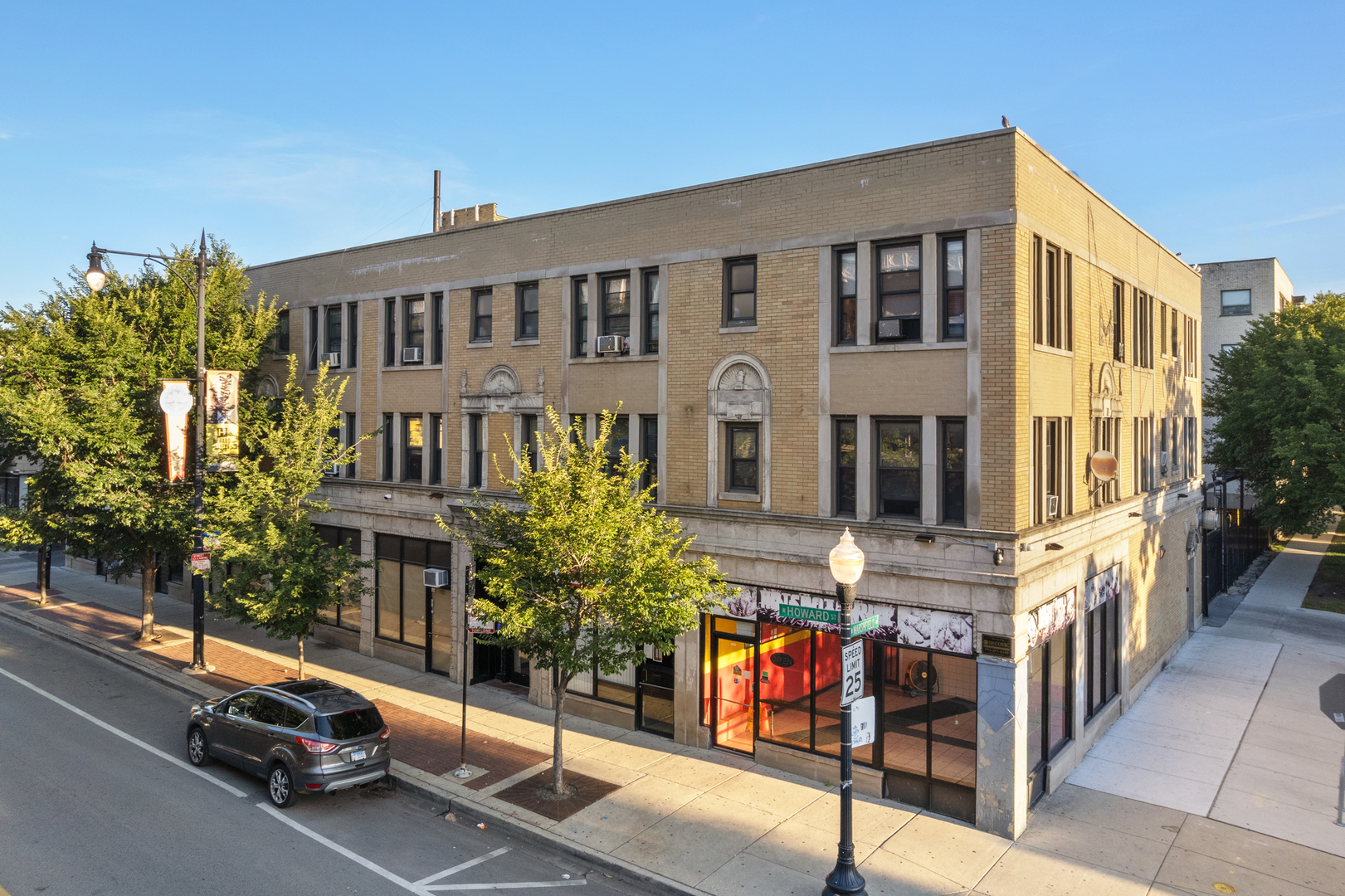 1634 W HOWARD Street Unit: 314