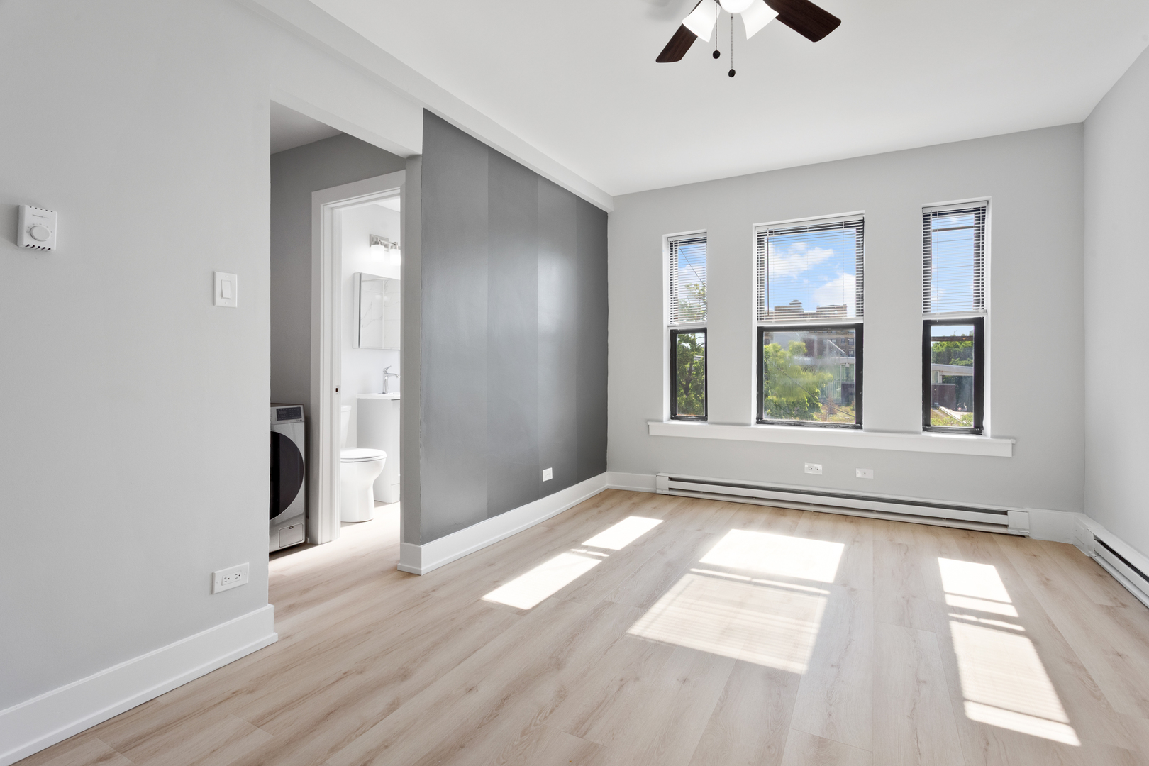 1634 W HOWARD Street Unit: 314