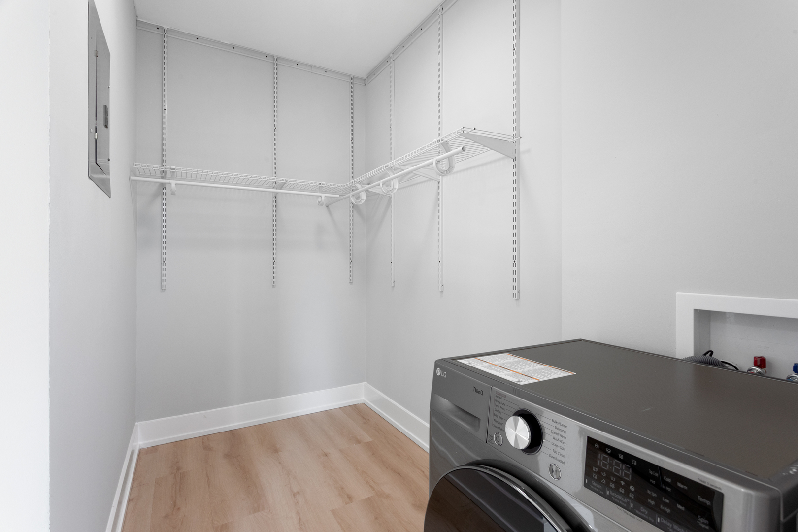 1634 W HOWARD Street Unit: 314