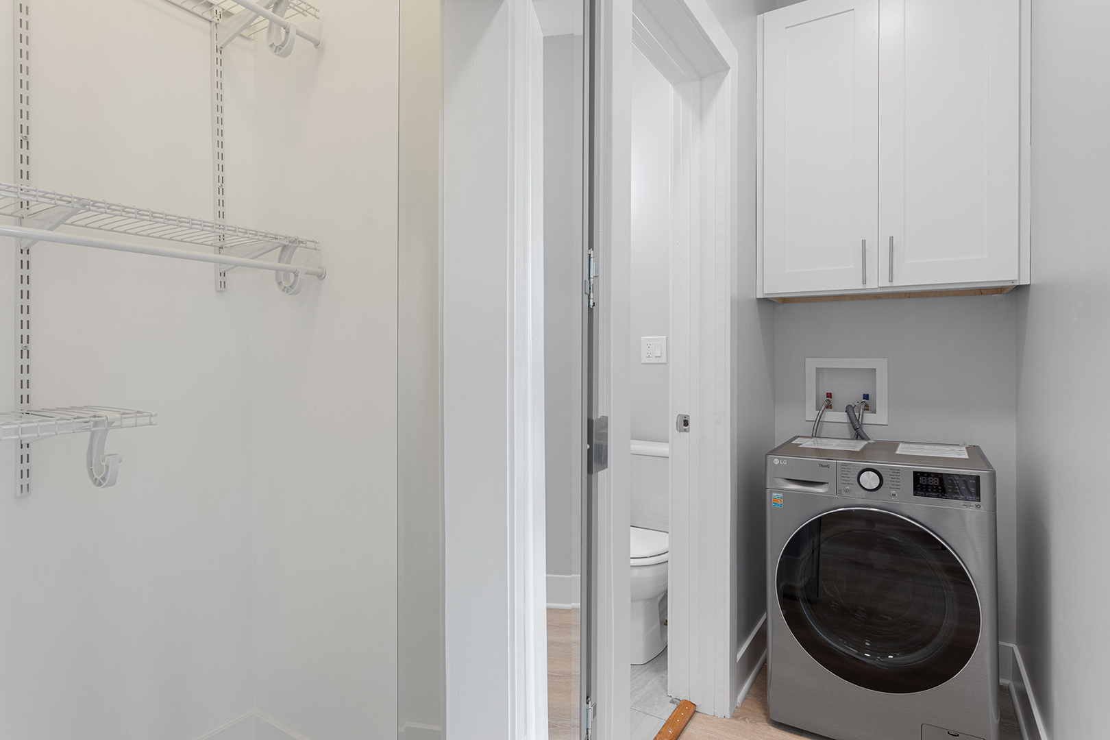 7600 N Sheridan Road Unit: 302