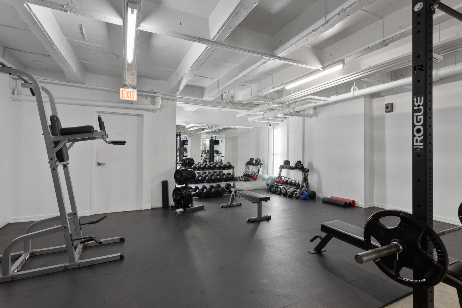 1325 W Wilson Avenue Unit: 1101