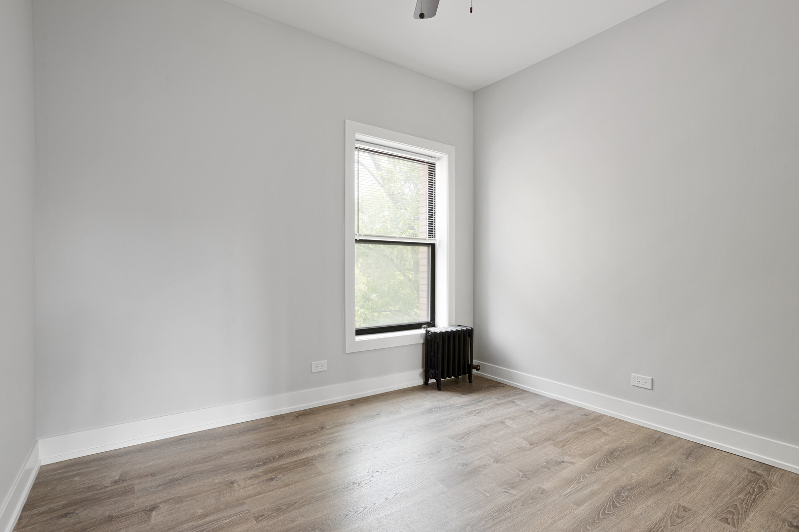 1243 W Morse Avenue Unit: 3