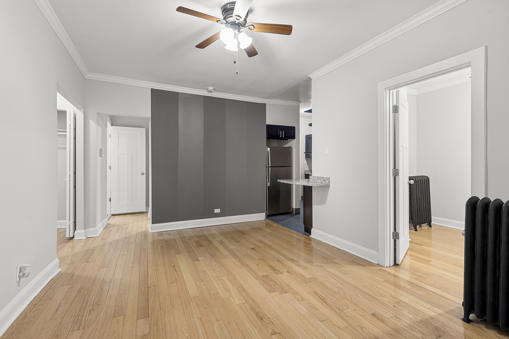 6110 N Winthrop Avenue Unit: 1W