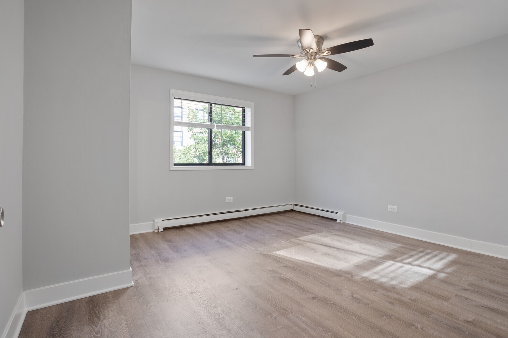 6201 N Kenmore Avenue Unit: 501