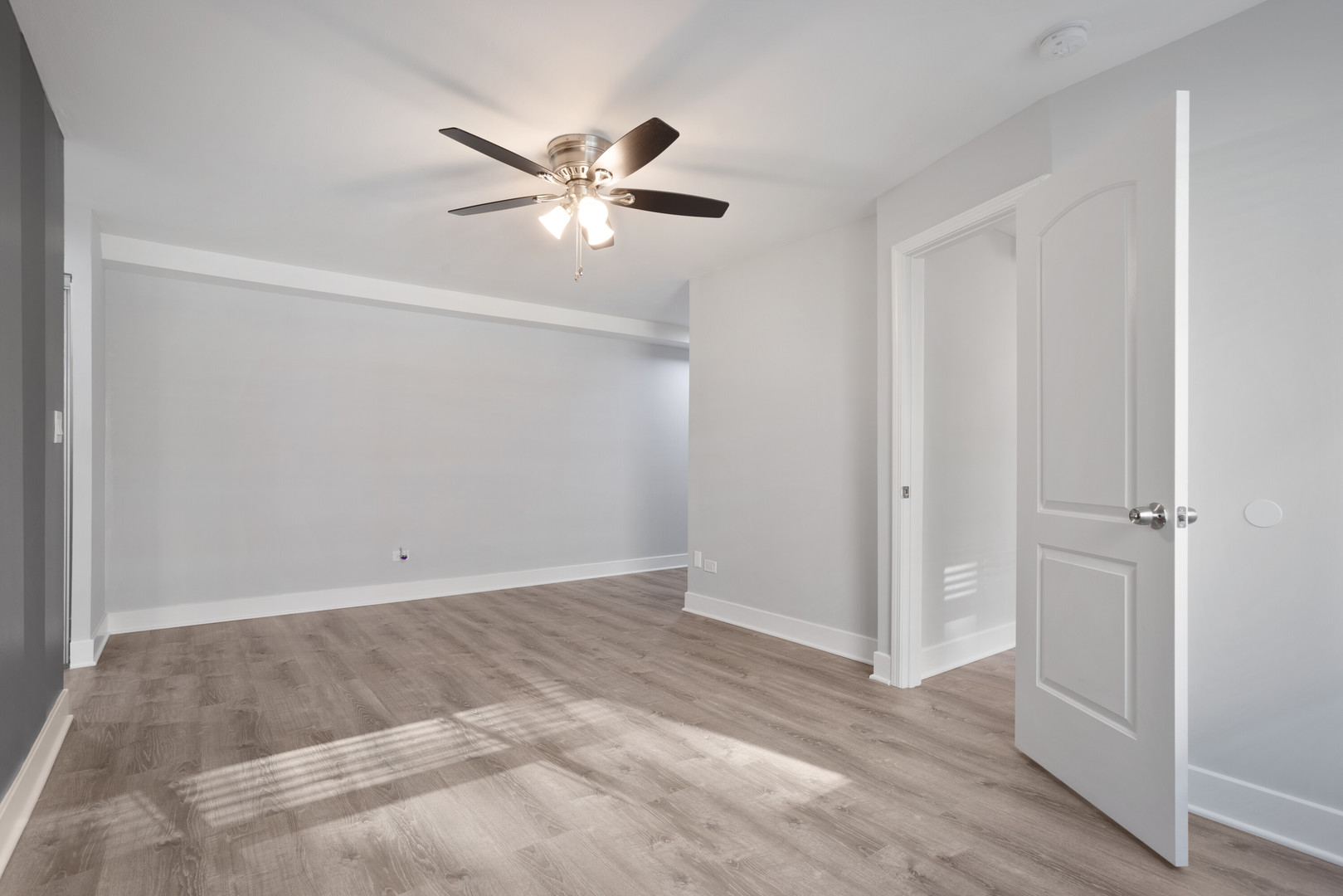 6201 N Kenmore Avenue Unit: 501