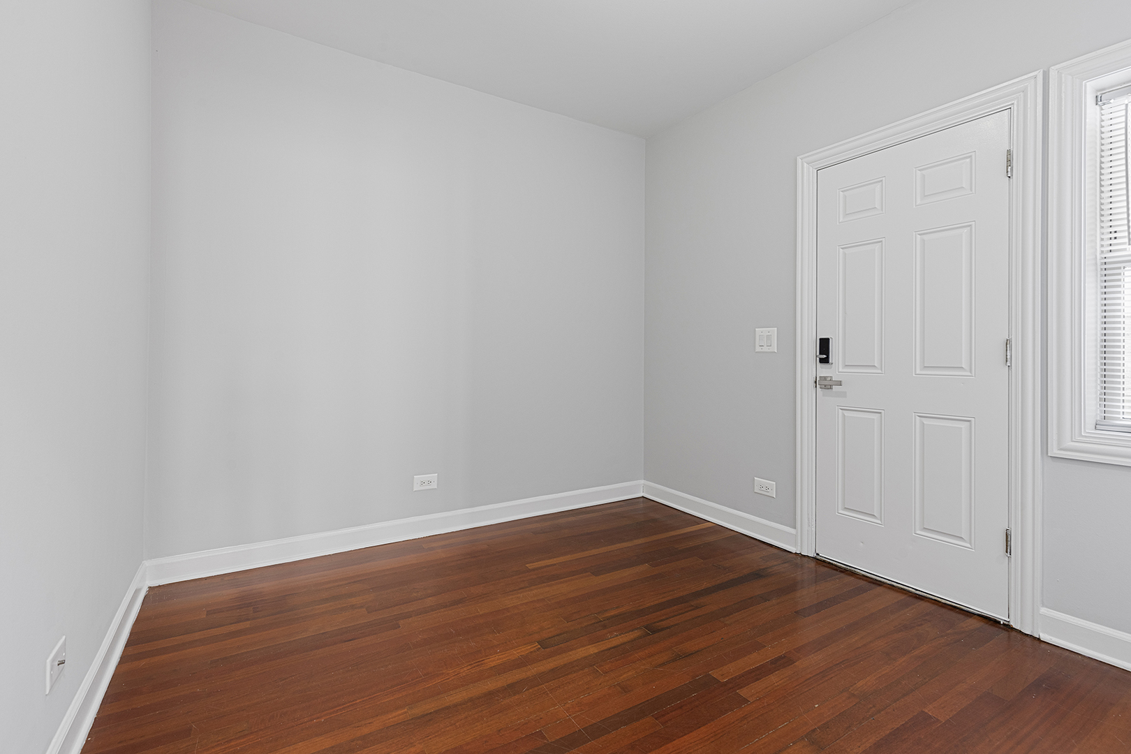 7367 N Ashland Boulevard Unit: 3
