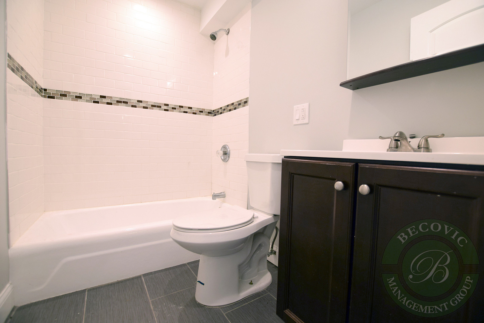 6201 N Kenmore Avenue Unit: 412