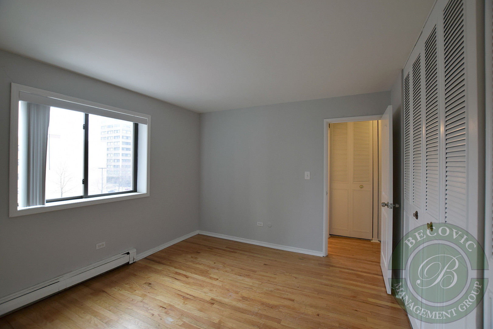 6201 N Kenmore Avenue Unit: 412