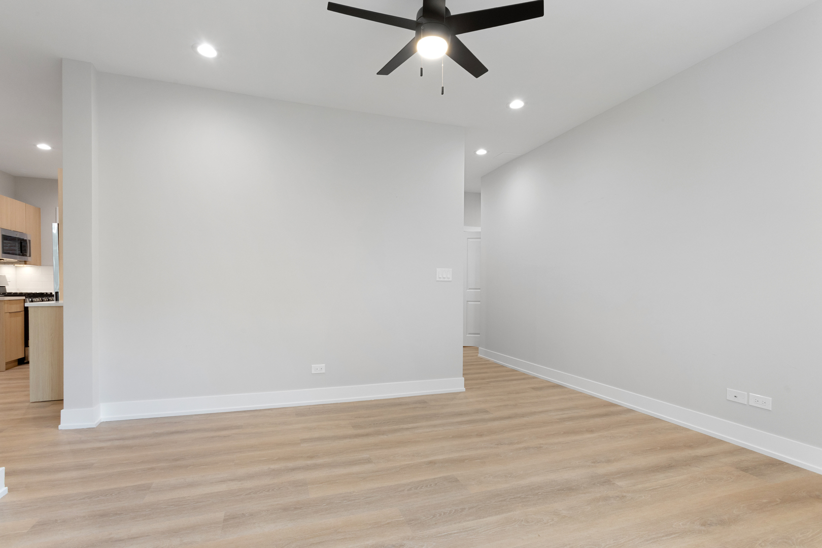 1904 W Morse Avenue Unit: 1