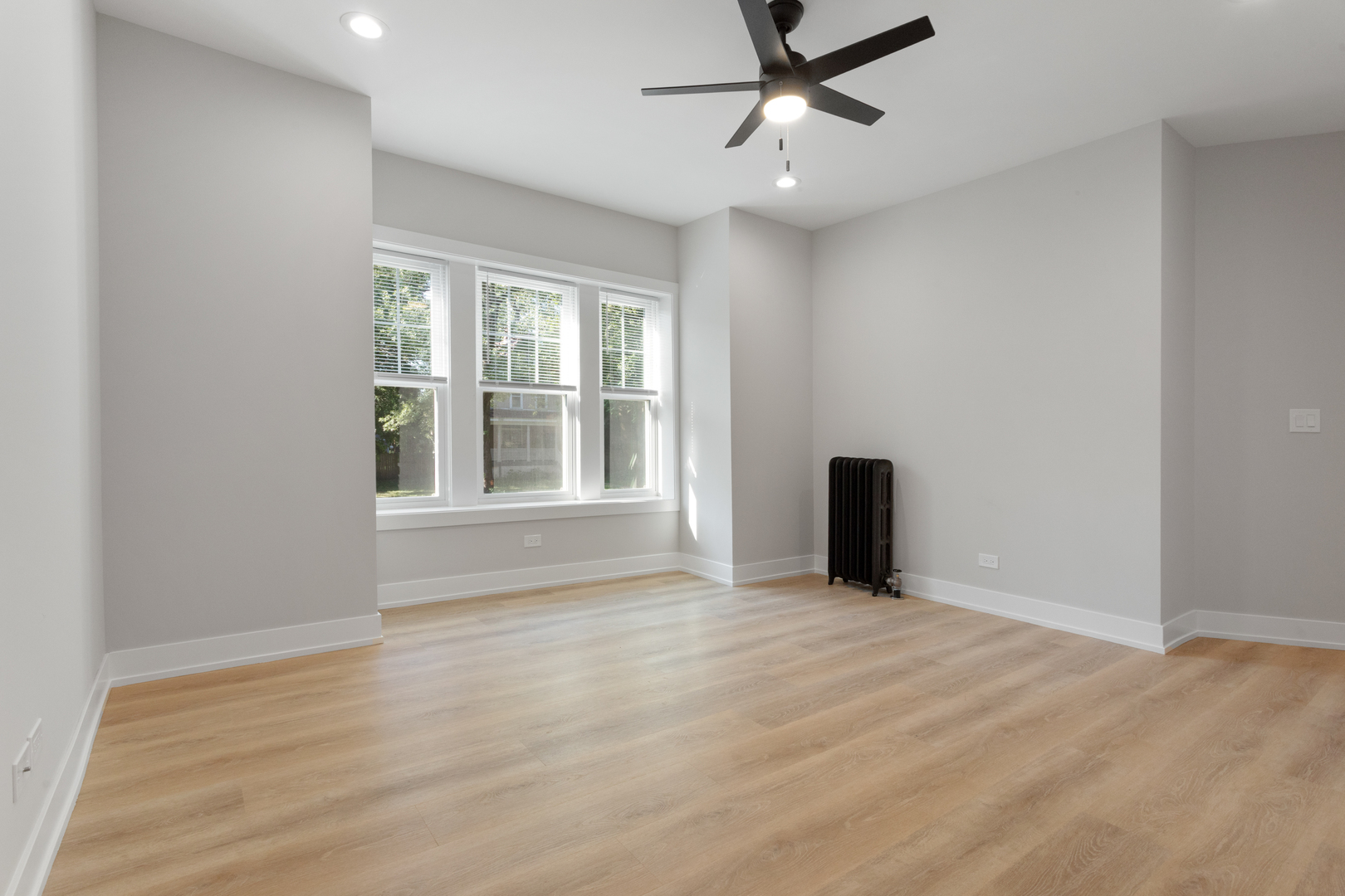 1904 W Morse Avenue Unit: 1